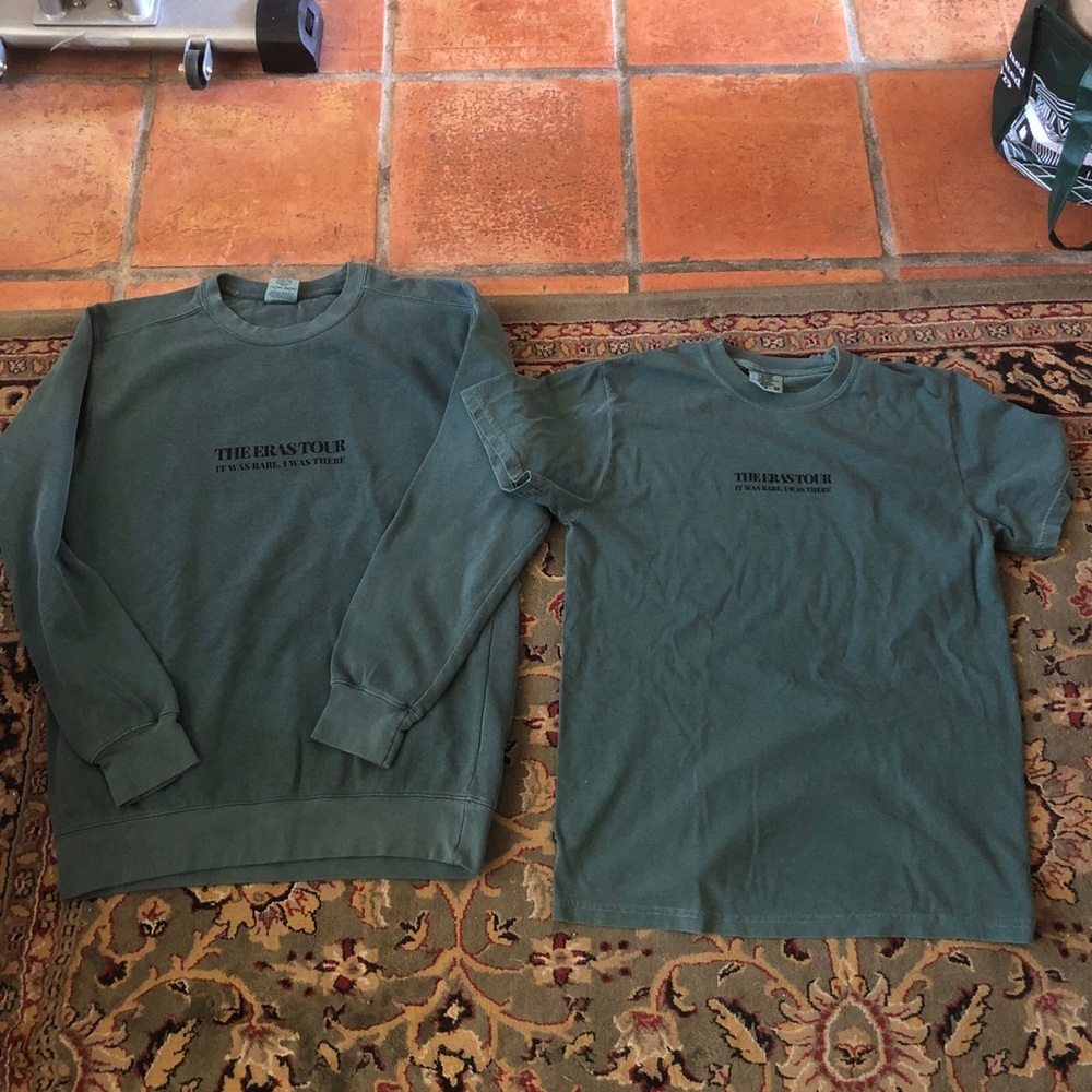 Taylor Swift Eras Tour sweatshirt size small
